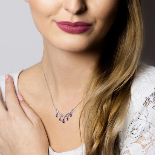 Kolia Savicki: białe złoto, tanzanity